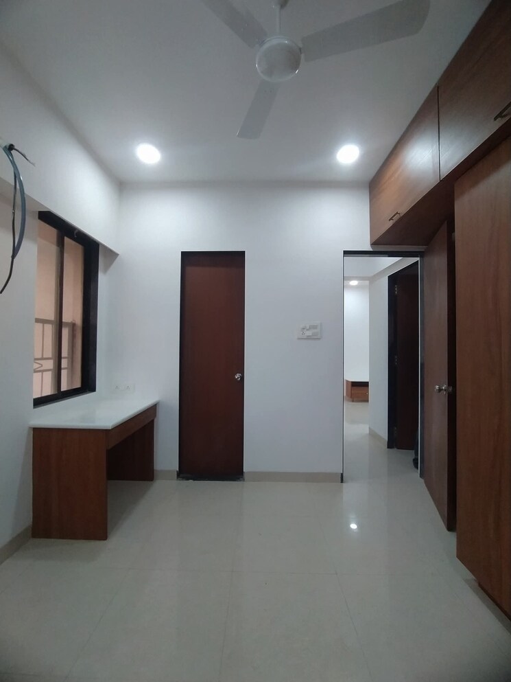 Room, versova 3 Bedroom 900 Sq.Ft. Apartment In Versova Mumbai 9282837