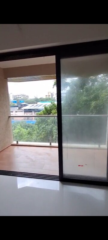 Furnished Amenities in 3 BHK Apartment at Pruthvi Pushpanjali, Vile Parle East – for Rent