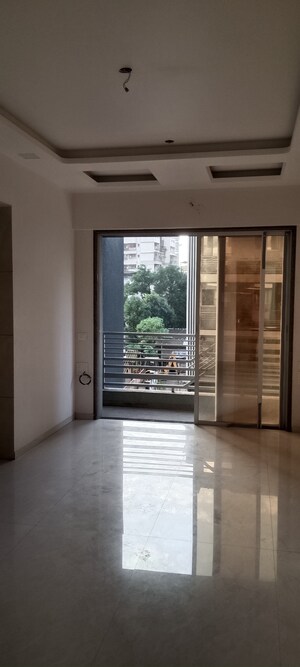 Room in 2.5 BHK Apartment at Kalyan West – for Sale