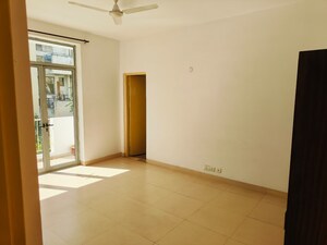 Room in 3 BHK Builder Floor at Vatika India Next Primrose Floors, Sector 82 – for Rent