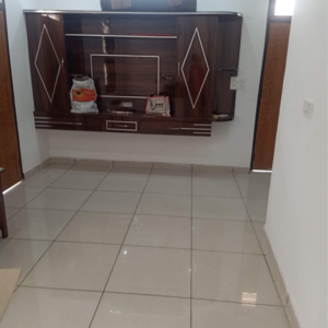 Room in 2 BHK Penthouse at Sector 7 – for Rent
