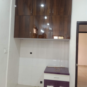 Furnished Amenities in 2 BHK Penthouse at Sector 7 – for Rent