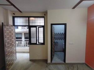 Room in 2 BHK Builder Floor at Govindpuri – for Rent
