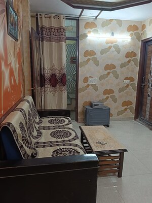 2 BHK Builder Floor For Rent in Govindpuri