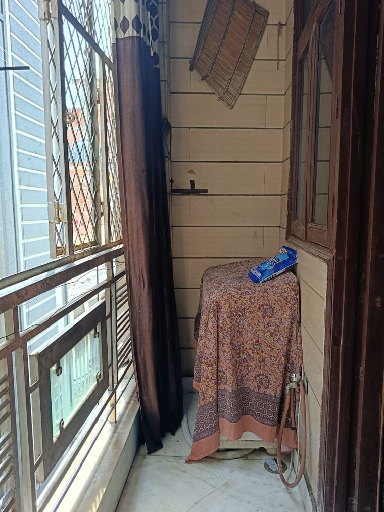 Balcony, govindpuri 2 Bedroom 580 Sq.Ft. Builder Floor In Govindpuri Delhi 9282934
