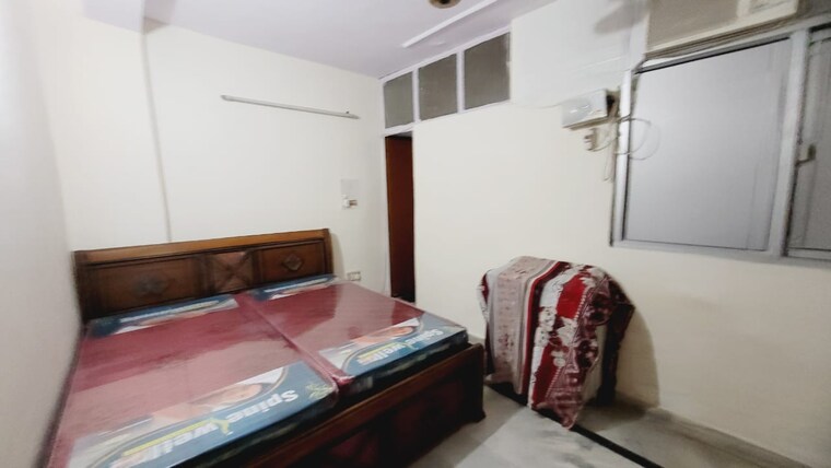 Bedroom, govindpuri 3 Bedroom 920 Sq.Ft. Builder Floor In Govindpuri Delhi 9282938