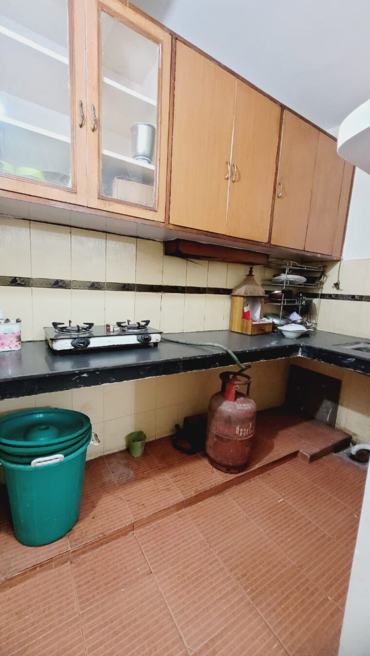 Kitchen, govindpuri 3 Bedroom 920 Sq.Ft. Builder Floor In Govindpuri Delhi 9282938