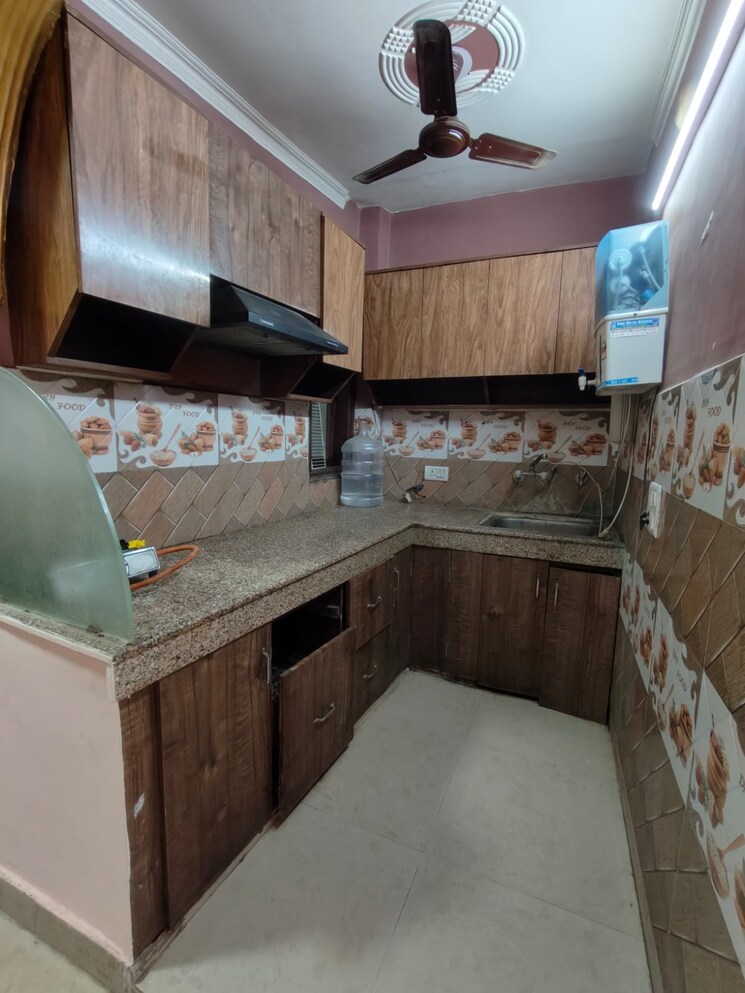 Kitchen, govindpuri 2 Bedroom 600 Sq.Ft. Builder Floor In Govindpuri Delhi 9282942
