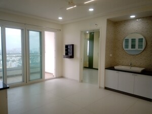 Room in 3 BHK Apartment at Jayabheri The Nirvana, Gopanpally – for Rent