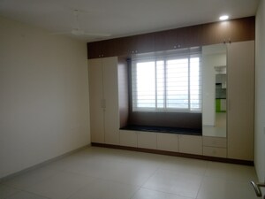 Room in 3 BHK Apartment at Jayabheri The Nirvana, Gopanpally – for Rent