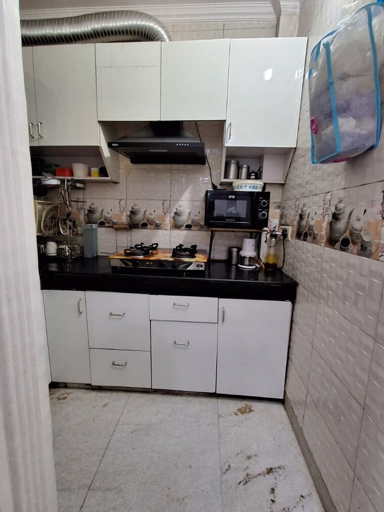 Kitchen, govindpuri 3 Bedroom 920 Sq.Ft. Builder Floor In Govindpuri Delhi 9282947