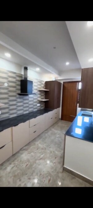 Kitchen in 4 BHK Builder Floor at Sector 45 – for Rent