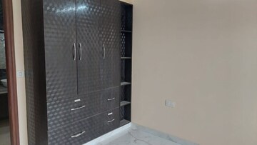 Bathroom in 3.5 BHK Builder Floor at Sector 45 – for Rent