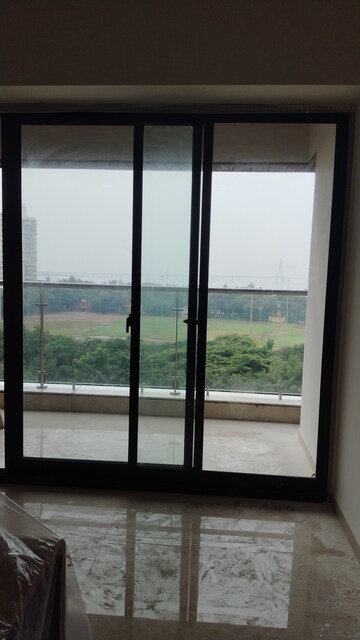 Room in 3 BHK Apartment at Sugee Vijayshree, Dadar West – for Sale