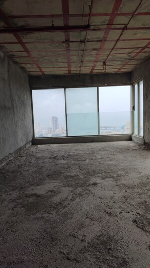 Room in 3 BHK Apartment at Sugee Vijayshree, Dadar West – for Sale