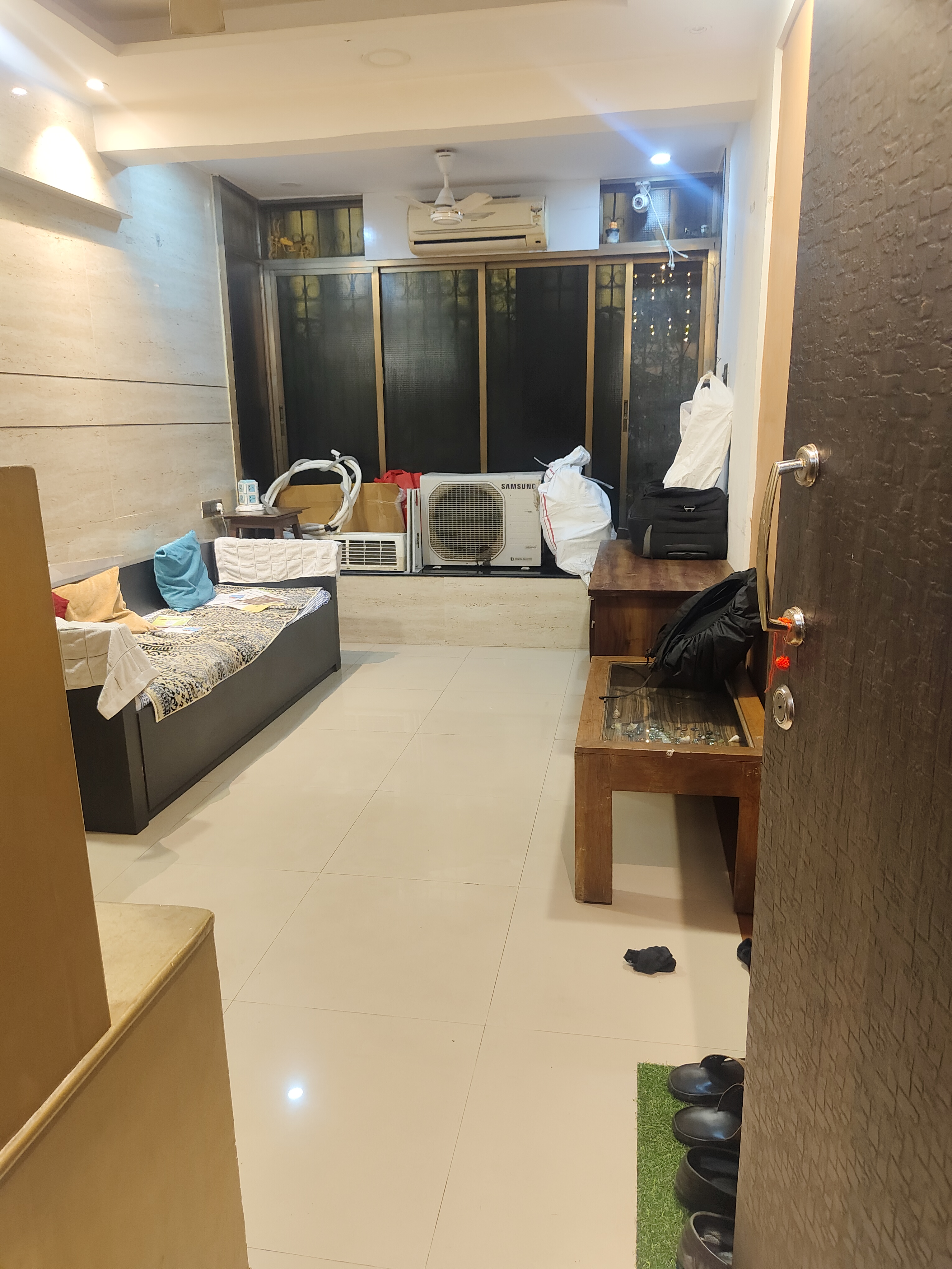 1 BHK + Extra Room Apartment For Rent in Gokuldham CHS Goregaon