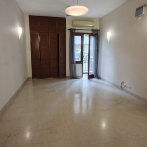 Room in 3.5 BHK Builder Floor at Vasant Vihar – for Rent