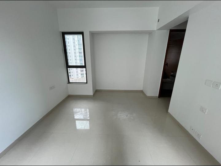 2 BHK + Pooja Room Apartment For Sale in Kalpataru Immensa