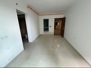 Room in 2 BHK Apartment at Kalpataru Immensa, Kolshet Road – for Sale