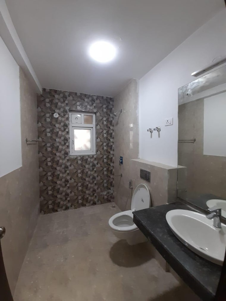Bathroom, ats-le-grandiose 4 Bedroom 3200 Sq.Ft. Apartment In Sector 150 Noida 9283097