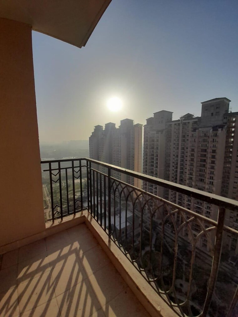 Balcony, ats-le-grandiose 4 Bedroom 3200 Sq.Ft. Apartment In Sector 150 Noida 9283097