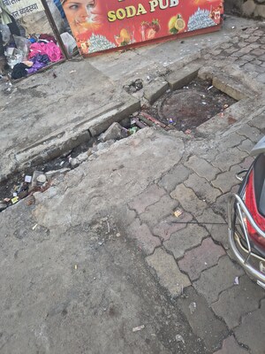 Parking in  Warehouse at Navjivan CHS Chembur, Chembur – for Rent