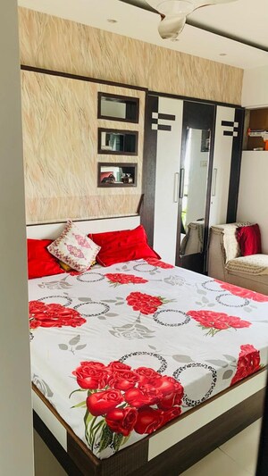 Bedroom in 2.5 BHK Apartment at Everest World Morning Glory CHS Ltd, Kolshet Road – for Sale