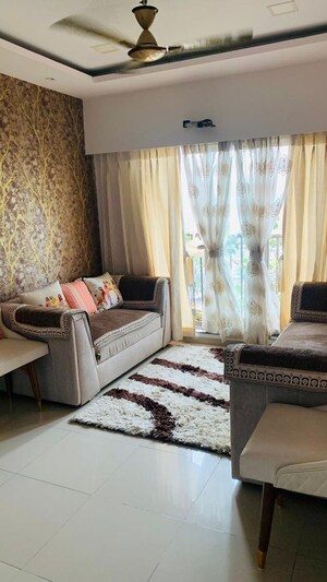 Living Room in 2.5 BHK Apartment at Everest World Morning Glory CHS Ltd, Kolshet Road – for Sale