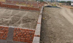  Plot – Exterior View View at Chauri Chaura - for Sale