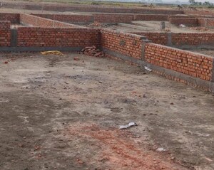  Plot – Exterior View View at Chauri Chaura - for Sale