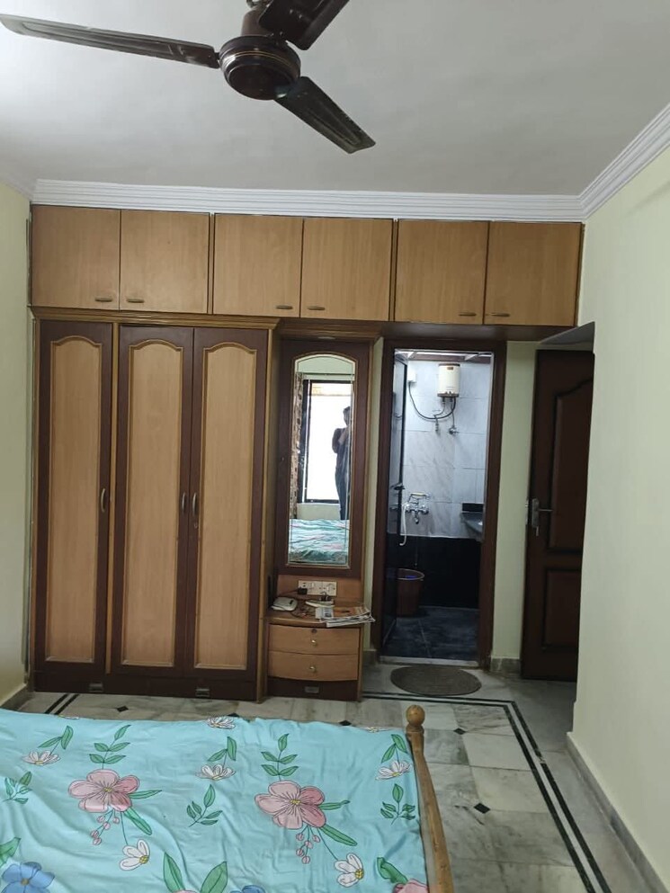 Bedroom, andheri east Pg For Girls In Andheri East 9283103