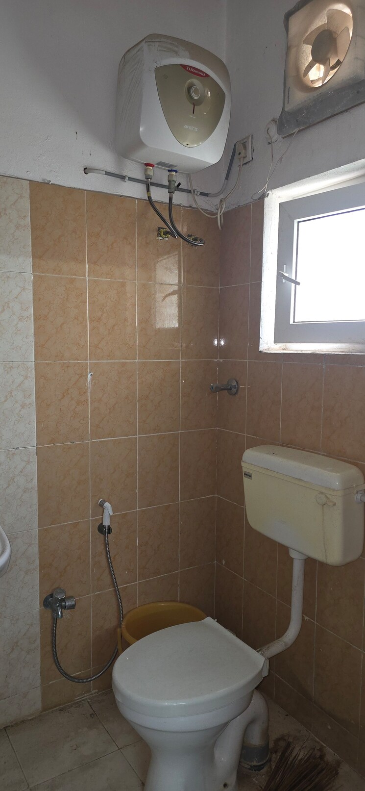Bathroom, sri-mahalakshmi-residency 4 Bedroom 1921 Sq.Ft. Apartment In Upparpalli Hyderabad 9283194