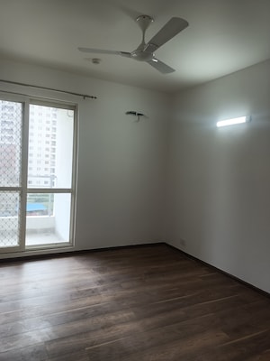 Room in 4 BHK Apartment at The 3C Lotus Panache, Sector 110 – for Rent