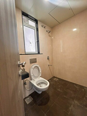 Bathroom in 1.5 BHK Apartment at Sheth Avante, Kanjurmarg West – for Rent