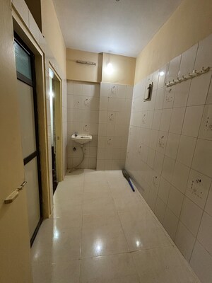 Attached Bathroom in 1 RK Apartment at Raj Tarang, Dahisar East – for Rent