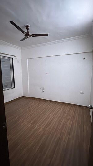 Room in 2 BHK Apartment at GK Silverland Residency Phase 3, Ravet – for Rent