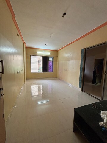 1 RK Apartment For Rent in Raj Tarang, Dahisar East