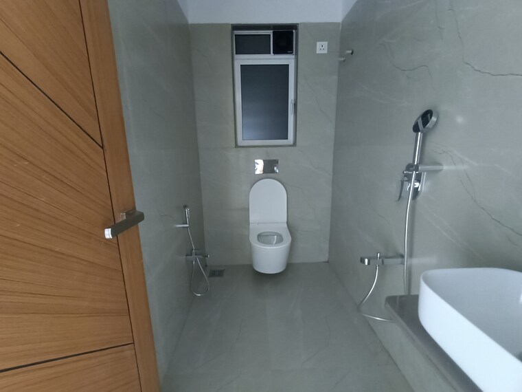 Bathroom, continental-signature 3 Bedroom 1154 Sq.Ft. Apartment In Nerul Sector 17 Navi Mumbai 9283314