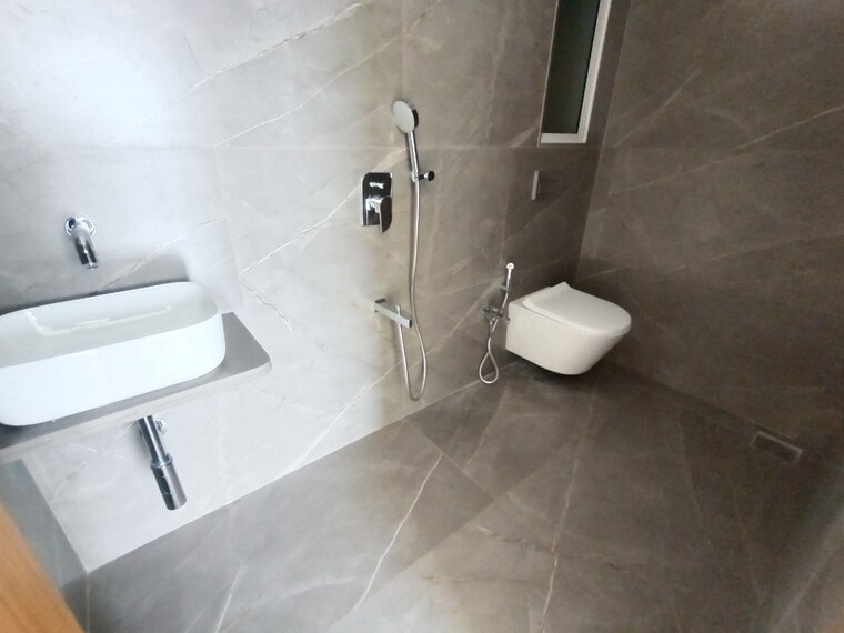 Bathroom, continental-signature 3 Bedroom 1154 Sq.Ft. Apartment In Nerul Sector 17 Navi Mumbai 9283314