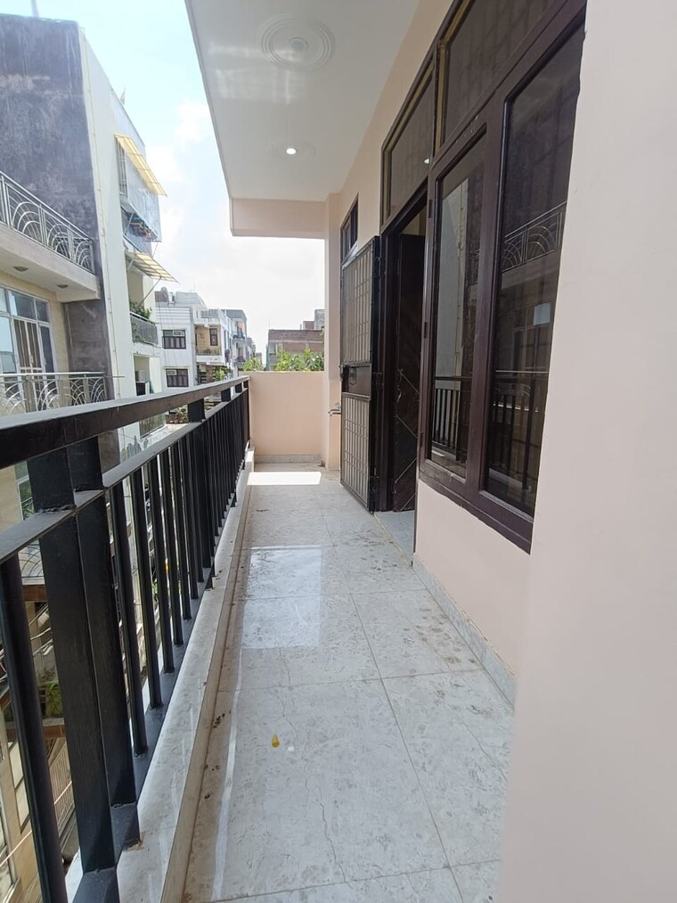 Balcony, chattarpur 2 Bedroom 900 Sq.Ft. Builder Floor In Chattarpur Delhi 9283309