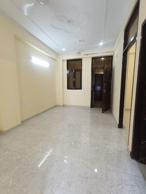 Room in 2 BHK Builder Floor at Chattarpur – for Rent