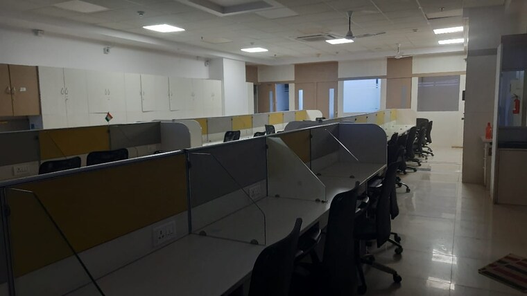 Team Area, technocity-it-park Commercial Office Space 3200 Sq.Ft. In Ghansoli Navi Mumbai 9283301