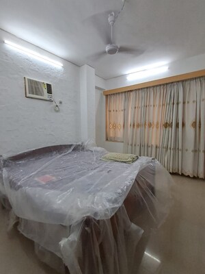 Bedroom in 2 BHK Apartment at Maryland CHS Worli, Worli – for Rent