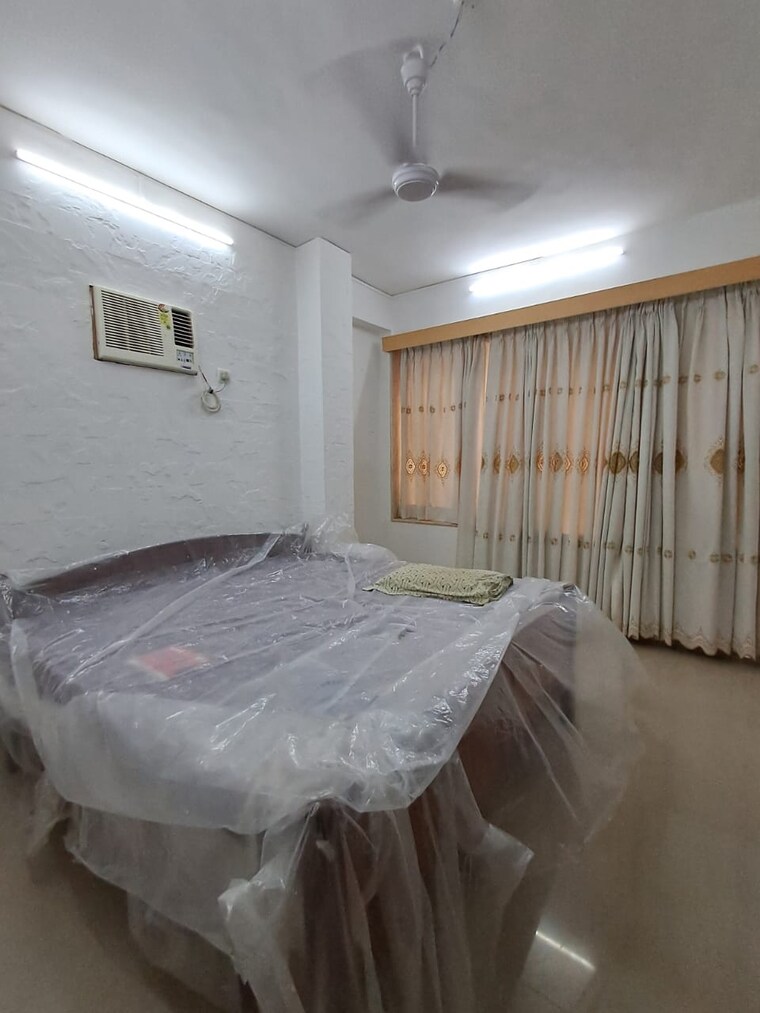 Bedroom, maryland-chs-worli 2 Bedroom 800 Sq.Ft. Apartment In Worli Mumbai 9283342