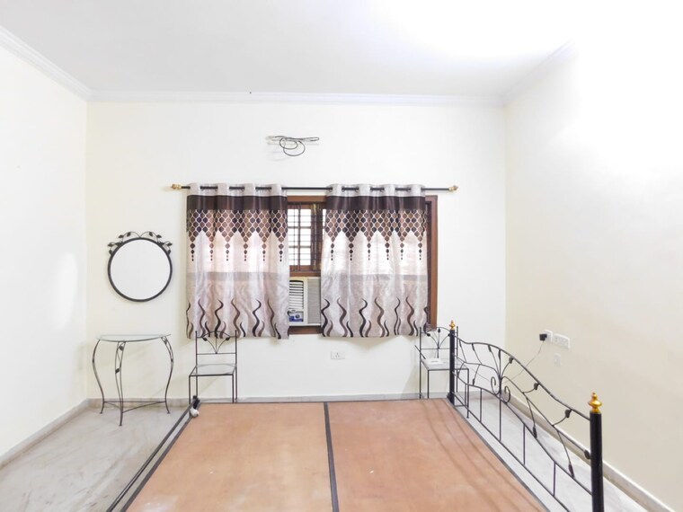 Room, madhapur 5 Bedroom 3000 Sq.Ft. Villa In Madhapur Hyderabad 9283377