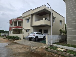 4 BHK Villa – Exterior View View at Tellapur - for Rent