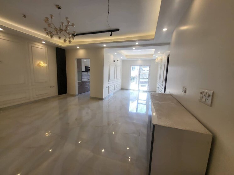 Room, emaar-the-palm-drive-the-premier-terraces 3 Bedroom 2125 Sq.Ft. Apartment In Sector 66 Gurgaon 9283457