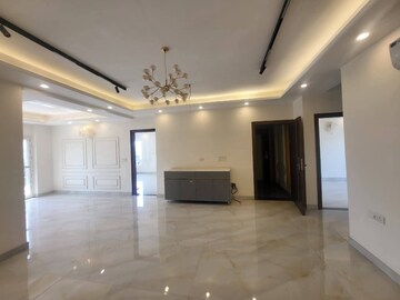 Room in 3 BHK Apartment at Emaar The Palm Drive-The Premier Terraces, Sector 66 – for Sale