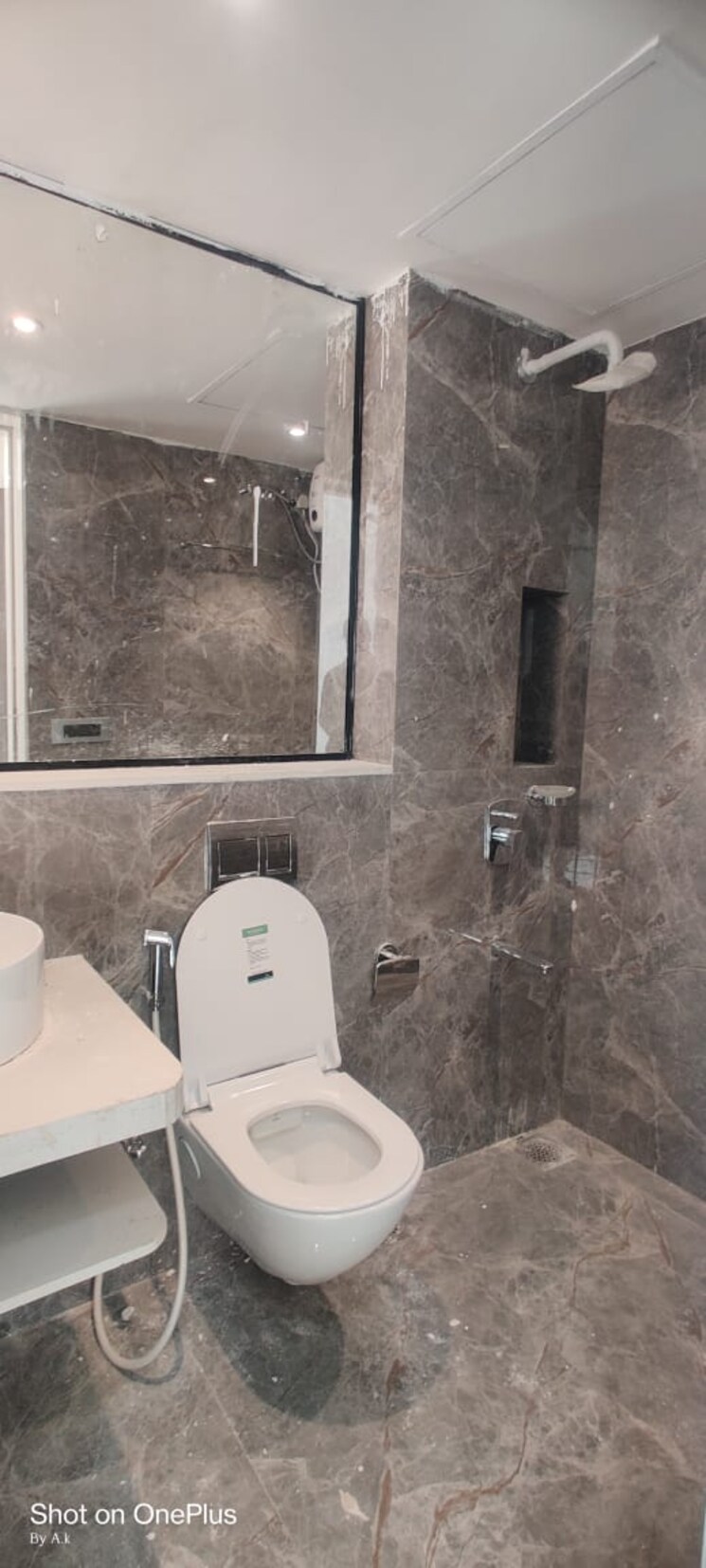 Bathroom, nahar-cayenne 2 Bedroom 742 Sq.Ft. Apartment In Powai Mumbai 9283481