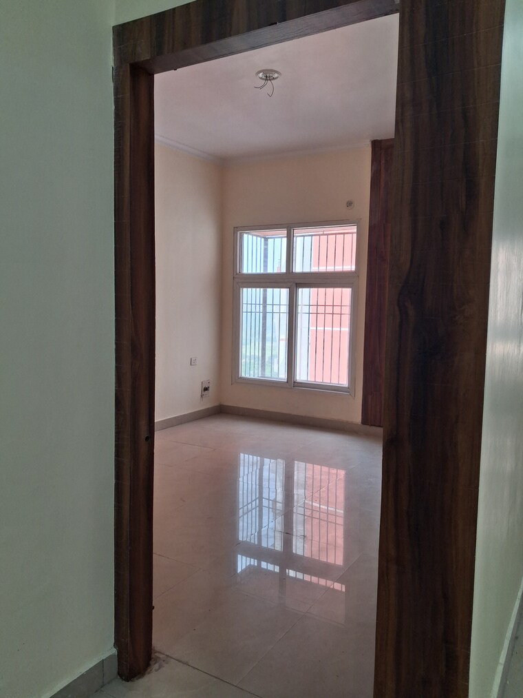 Room, gaurs-siddhartham 3 Bedroom 1195 Sq.Ft. Apartment In Siddharth Vihar Ghaziabad 9283506